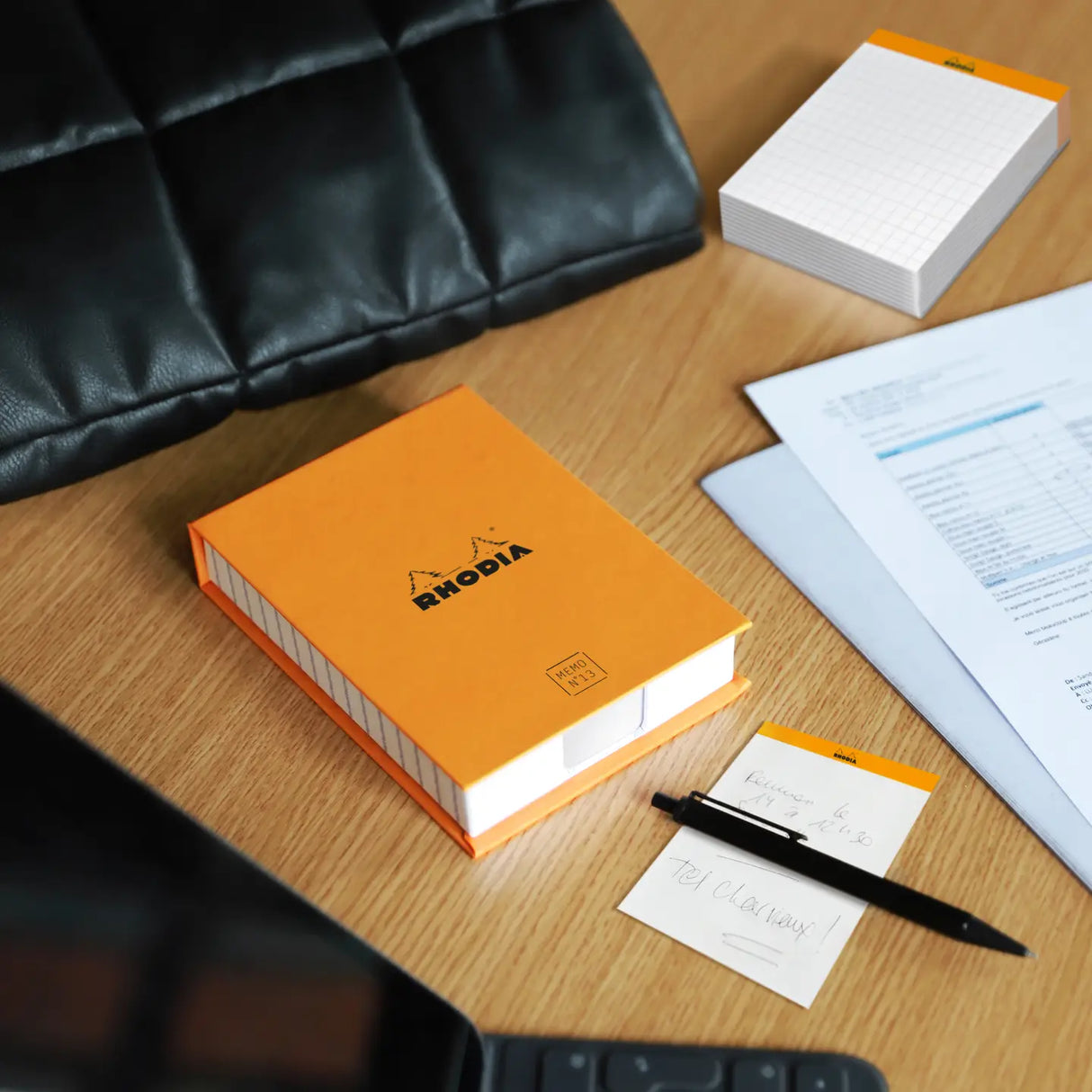 Our famous, French-made, 80g, ultra white and super smooth paper now in desk memo form. Choose from a boxed set (one pad and one iconic orange logo box), or a single pad that's handsome enough to be used alone or as a box refill. Makes a compact and handy desk accessory!
Comes in a refillable protective box.
Size: 4-1/8 x 5-7/8
Detachable Sheets: 240
Paper/Color: 80g/Ultra White
Fountain pen and marker friendly
Exceptionally smooth, acid-free, pH neutral
Cardboard backed, nonskid backing