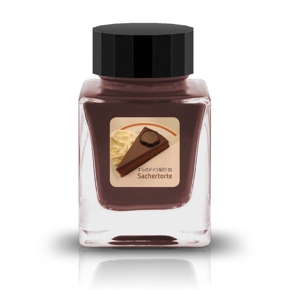すらのドイツ紀行 01 Sachertorte Ink
The Sura & Gucchi Collection is a collaboration with 2 ink masters who developed the color palette and are known for unique and vibrant colors. These inks are a tribute to the unique ink making styles within their community.
RGB: 91, 56, 51
Brown with gold sheen
30ml