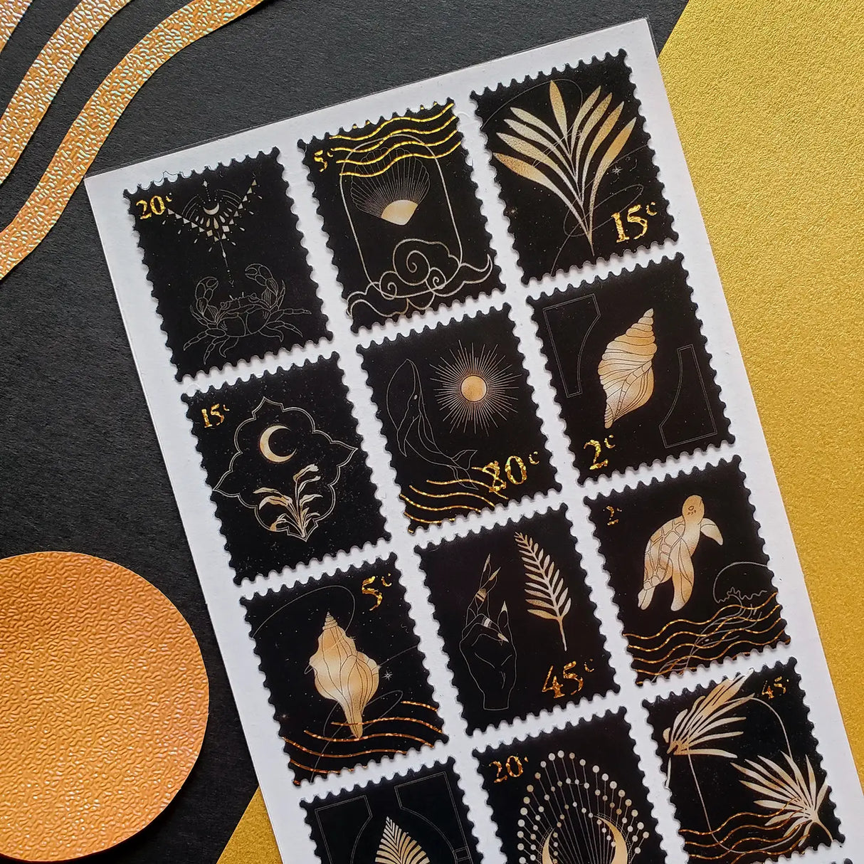 STICKII - Golden Sealife Stamps Sticker Sheet
Sticker stamps that illustrate the magic of nature. ✨
Top Coating: Gold foil
Adhesive Layer: PVC (plastic)
Backing Layer: Clear PET
6.69" x 3.54".
Weight - 0.03lbs.
1 sheet included 
