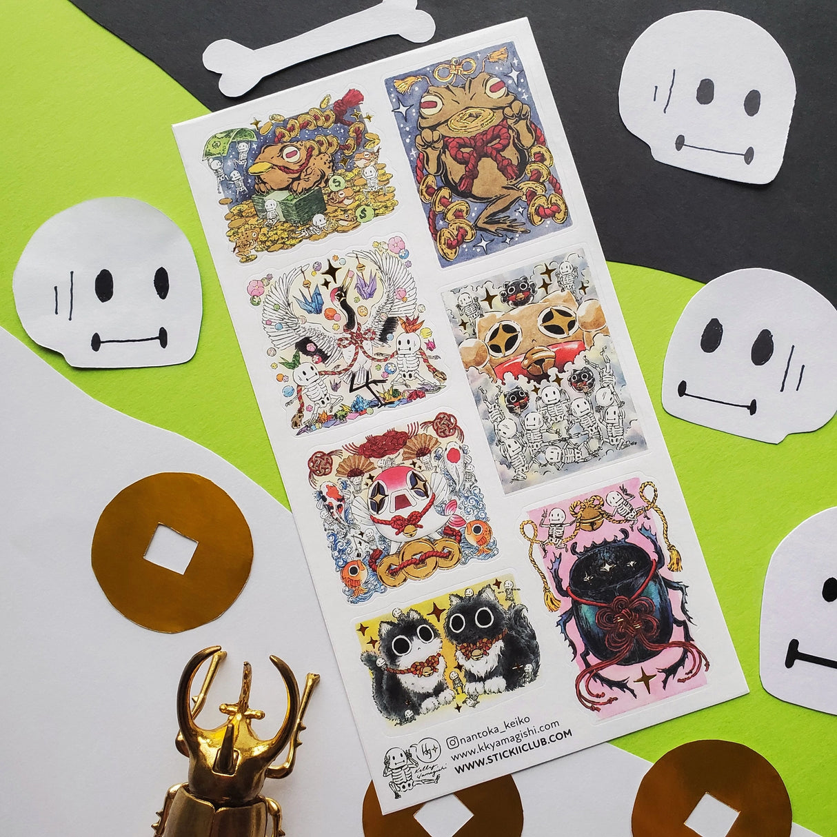 🪙🐸 Luck meets mischief in this enchanting sheet by @nantoka_keiko. In this wild festival of fortune: coin-loving frogs, dancing skeletons, and quirky spirit creatures stack coins, ring bells, and summon good vibes in the most unexpected ways. Stick them anywhere you need a boost of magic, sparkle, and playful fortune!
Art by: @nantoka_keiko