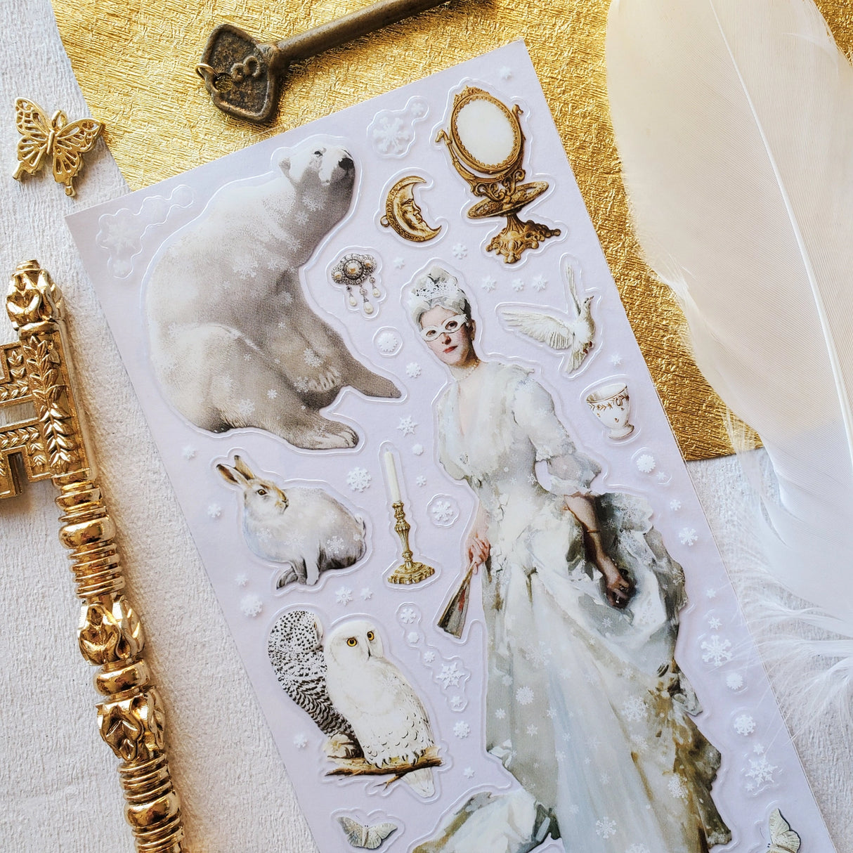 STICKII Kingdom of the Snow Queen Sticker Sheet
❄️ 👑 A shimmering Snow Queen stands at the heart of this magical set, surrounded by softly painted animals, golden heirlooms, and drifting snowflakes.