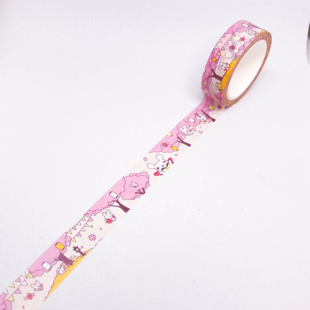 Perfect for crafts, journaling, snail mail, and more.
1.5 cm washi tape roll 10 meters
Include one washi tape