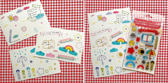 A clear stamp created in collaboration with Rainbowholic "Kawaii Journaling". Rainbowholic rainbows, Sakuralala cherry blossoms, notebooks and pencils, stamps and labels... It is packed with stamps that will be a cute accent for your notebook or journal. Please try to make a cute journal!