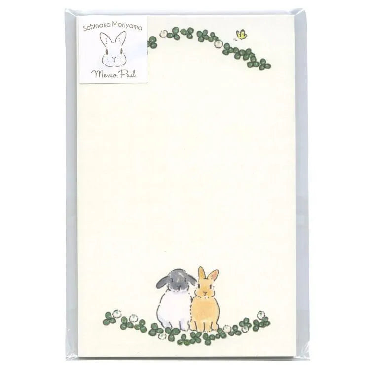 A new collection of double-sided memo pads has arrived! Both sides will have different illustrations and can be used according to your personal desire.
Size: 80×126 mm / 20 sheets of the same design bound
Material: Paper