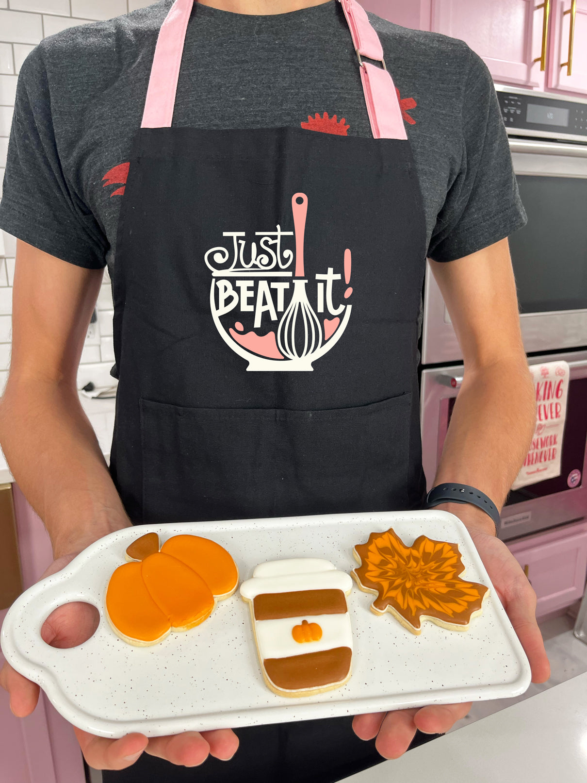 Sweater Weather Sweets: A Fall Cookie Decorating Workshop with Alex Copeland