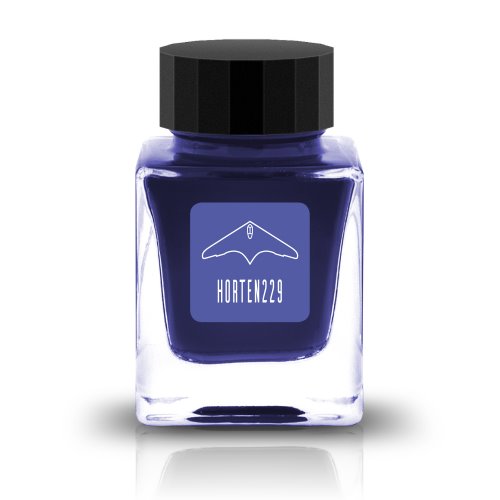 Horten 229 is part of the Remastered Limited Edition collection, designed to enhance the original shades of the inks with new and improved formulas. The Remastered Limited Edition collection brings out a great sense of depth to the colors of the inks while still keeping its original appeal, resulting in a more evolved performance.
30ml