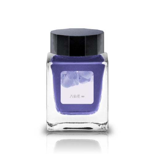 八仙花 0:00 (Eight Immortals ∞) Ink
This Tono & Lims collection is inspired by the hydrangeas in Kobe and features a pale purple base color with differing shimmers.
RGB: 183, 190, 240
Pale Violet
30ml