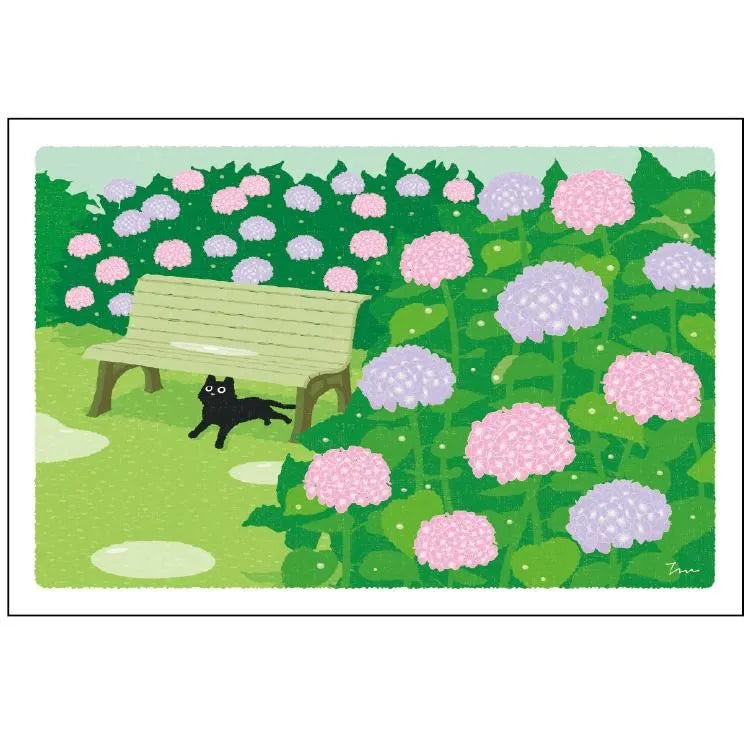 This postcard features the cat "Tabineko" that travels through the scenery of Japan's four seasons. Travel through summer with this postcard!
4in x 5.8in