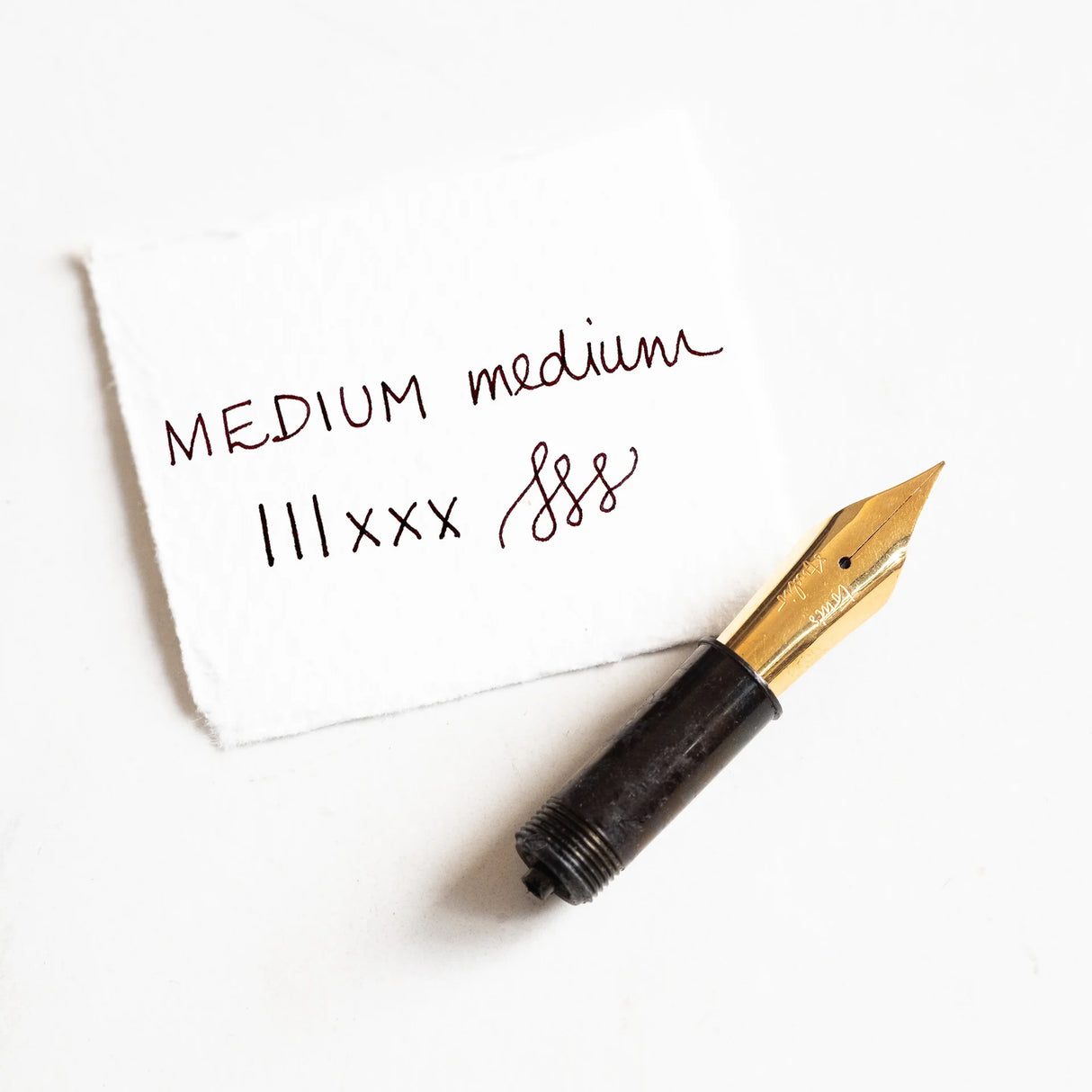  The Studio Pocket Pen is a bit like the Go-Go Gadget of the fountain pen world: with three interchangeable nibs to choose from and six more creative nibs you can add, you can switch things up depending on your mood, your writing style, or your next creative adventure.