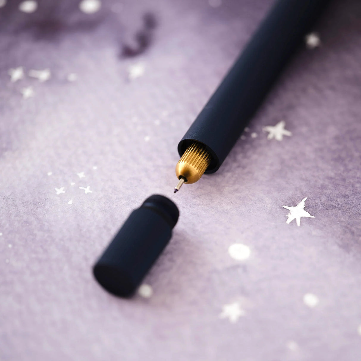 A Mini Pen for Your Big Ideas
The Lumos Mini is a beautiful and infinitely refillable fineliner, writing, and brush pen, including 9 professional artist's tips and 2 writing tips, all in a compact, pocket-friendly package.