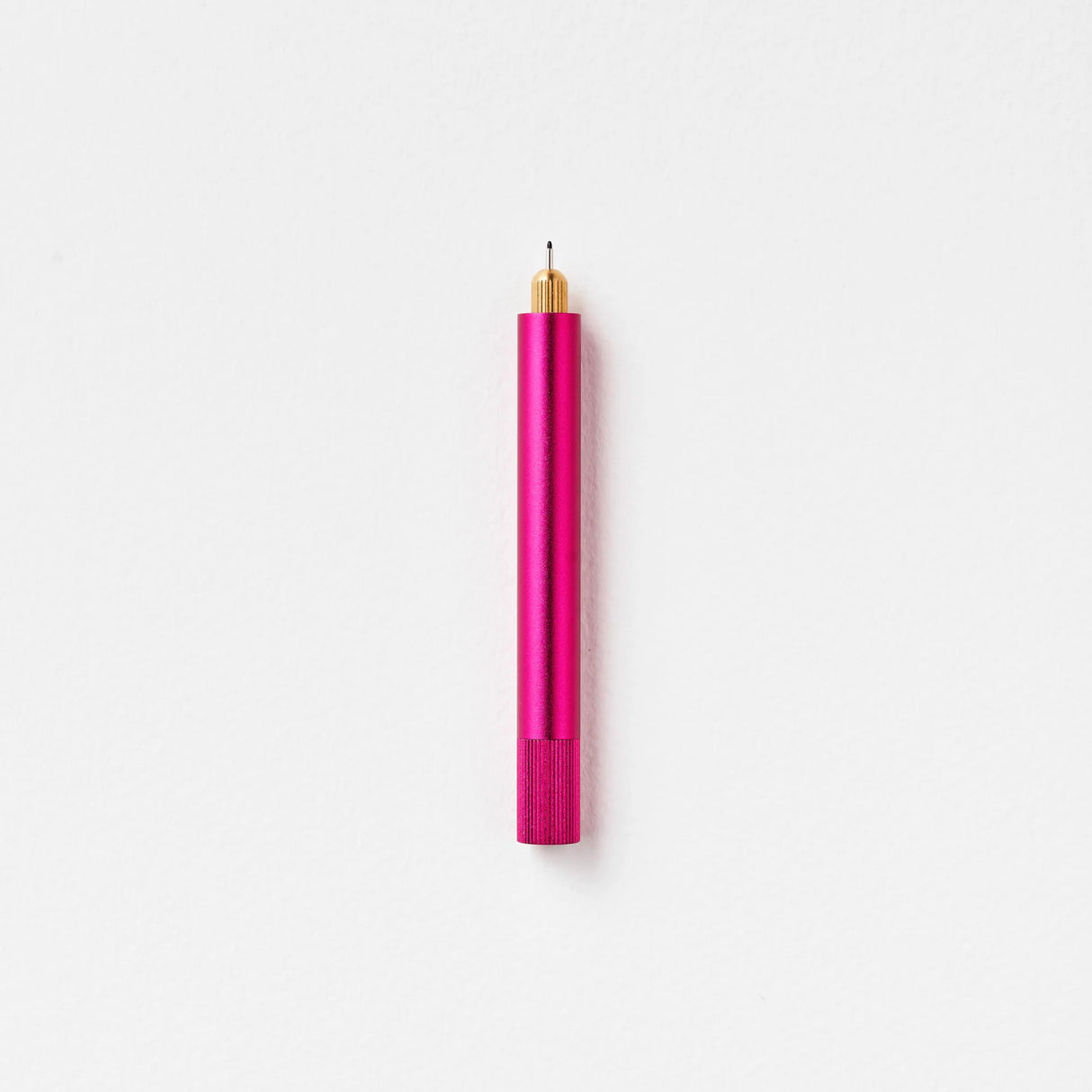 A Mini Pen for Your Big Ideas
The Lumos Mini is a beautiful and infinitely refillable fineliner, writing, and brush pen, including 9 professional artist's tips and 2 writing tips, all in a compact, pocket-friendly package.
