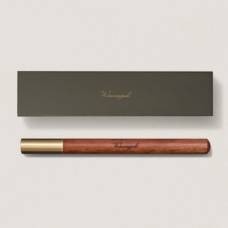A modular glass pen that combines a glass nib with an elegant rosewood body.
The modular design allows the pen to be used for many years to come due to its easy nib replacement system. Designed to be easy to use and clean, the nib can be detached easily and lightly rinsed with water for cleaning.
The screw on brass cap allows for safe transport and storage making it perfect for use on the go. 