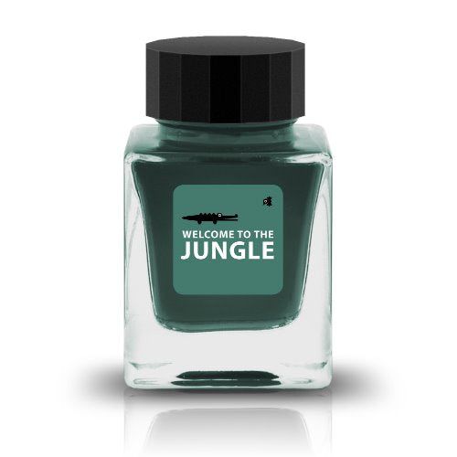 Welcome To The Jungle is part of the Remastered Limited Edition collection, designed to enhance the original shades of the inks with new and improved formulas. The Remastered Limited Edition collection brings out a great sense of depth to the colors of the inks while still keeping its original appeal, resulting in a more evolved performance.
30ml