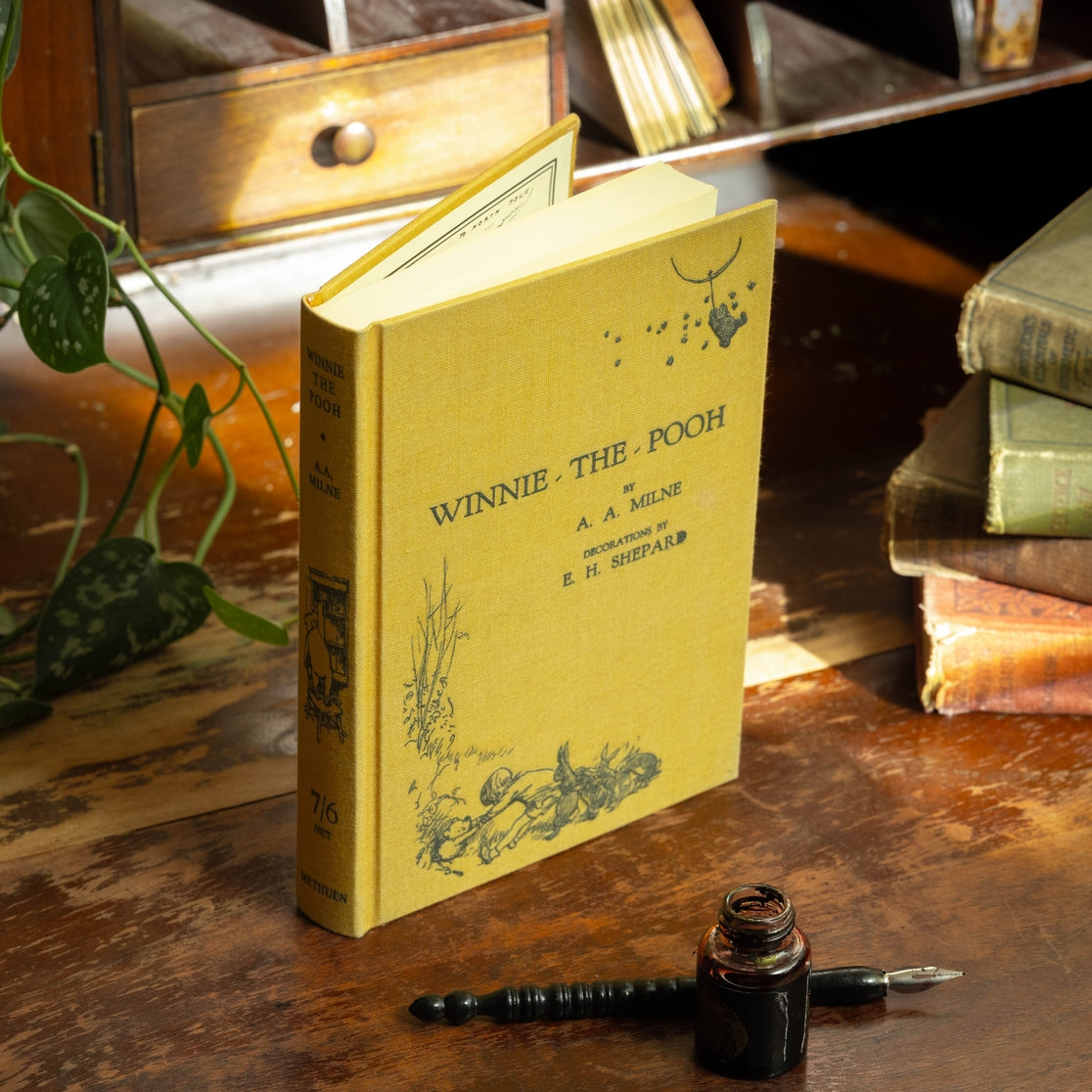 Novel Book Store - Winnie-The-Pooh By A. A. Milne & E. H. Shepard 1926 Book Journal