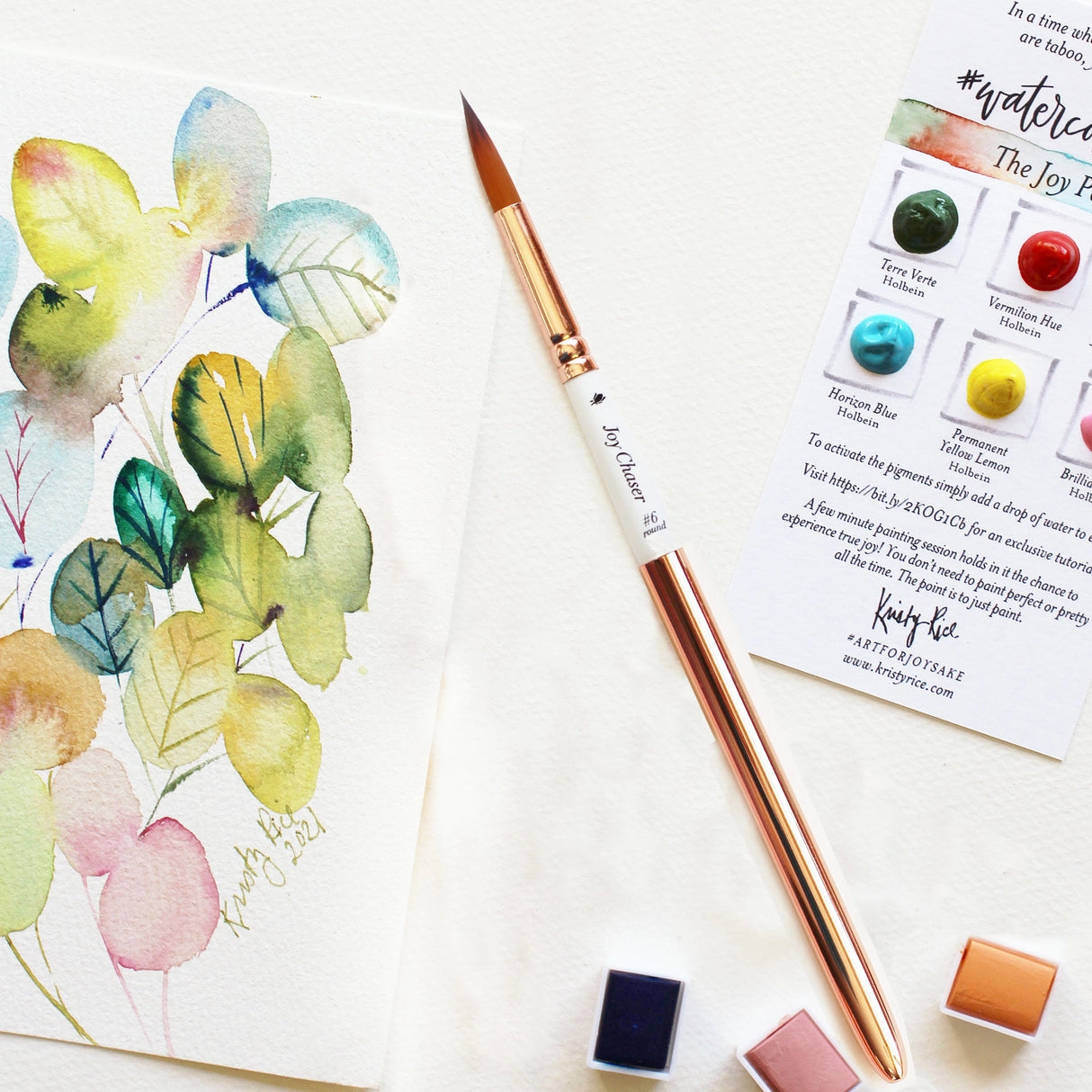 The Joy Chaser Travel Brush