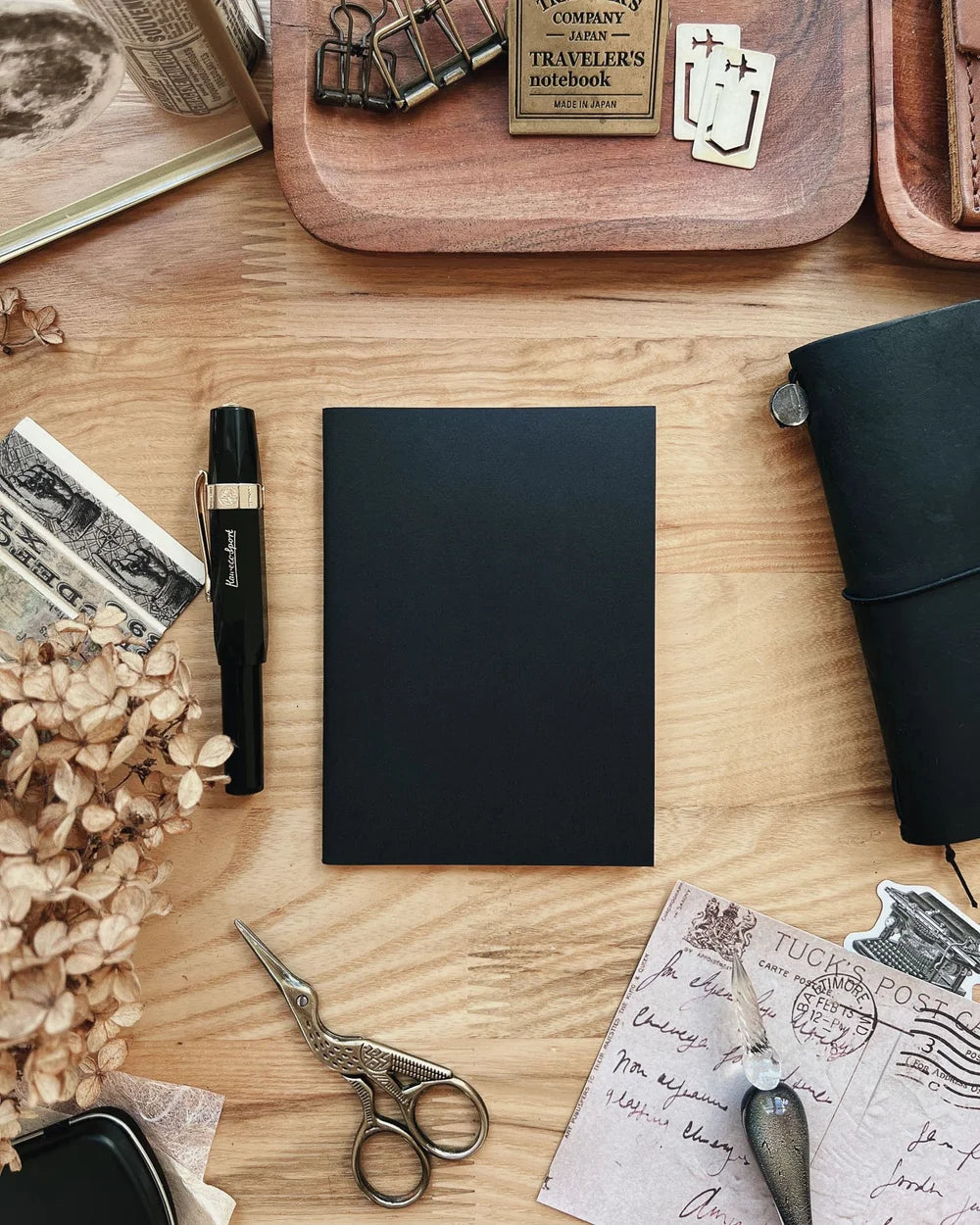 Sarica Studio Black Notebook (Passport TN Size)
