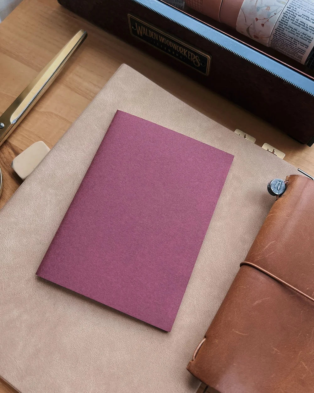Sarica Studio Bordeaux Notebook (Passport TN Size)