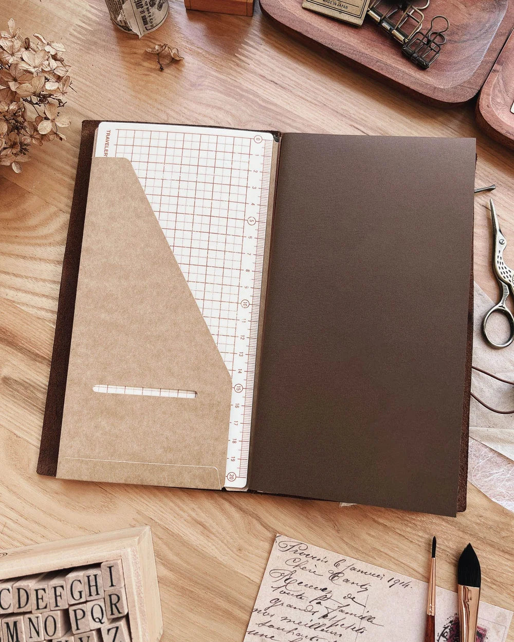 Sarica Studio Chestnut Brown Notebook (Standard TN Size)