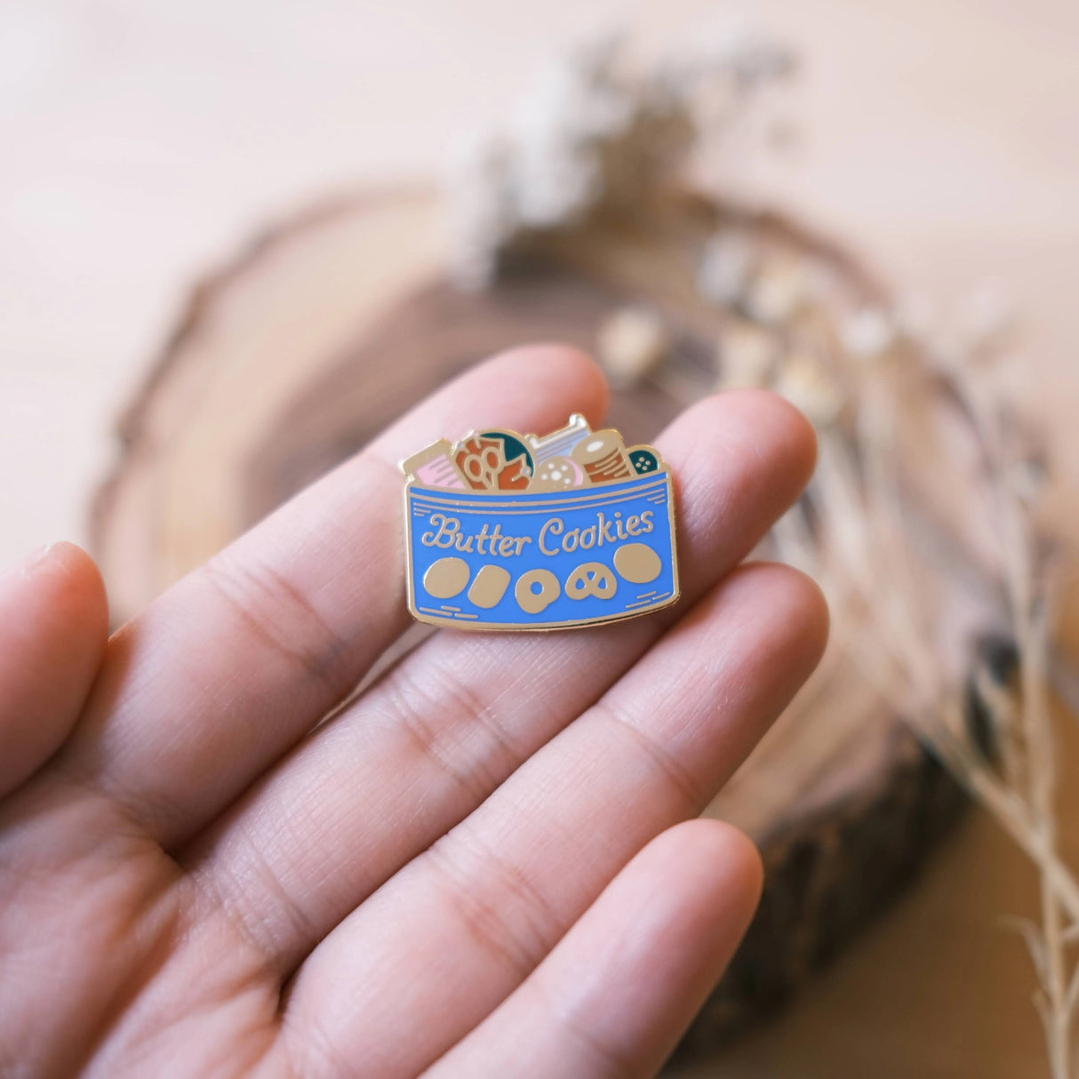 Butter Cookie Sewing Kit Enamel Pin