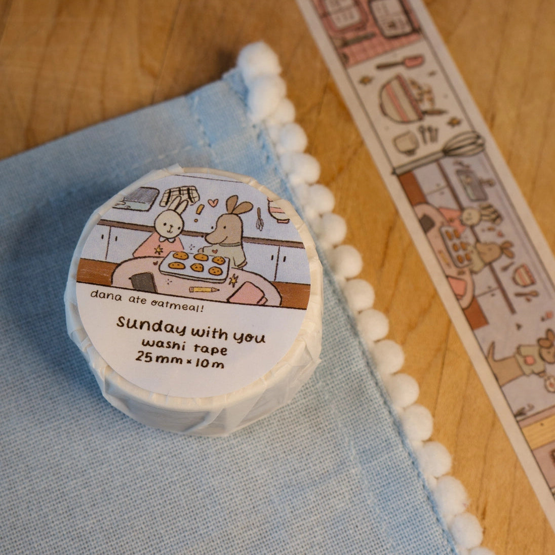 Spend a lovely weekend with Felix the Bunny and Bumi the Doxie
25 mm x 10m washi tape