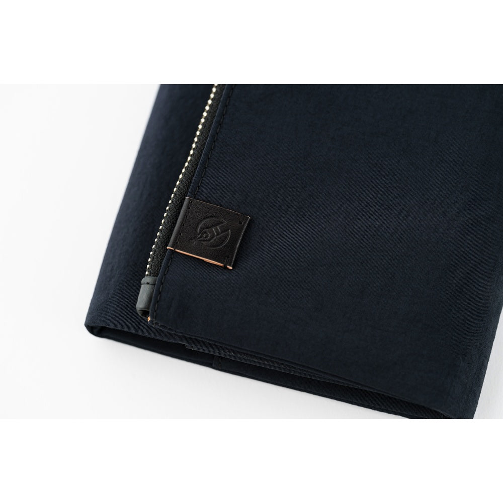 Hobonichi Techo Weeks Cover - Tragen: Black