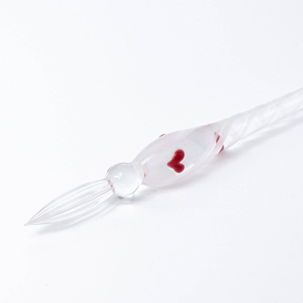 Fashionable Lady Lovery-Chan Glass Dip Pen Heart Pattern