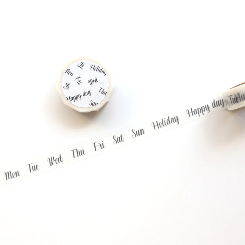 Monochrome Days of the Week Washi Tape by forme.
The letters drawn using brush pens, glass pens, ornament nibs, etc. are very beautiful, but you can feel the bleeding of the ink, the strength and fluctuation of the writing lines, the shade of the ink, and the faintness of the ink.