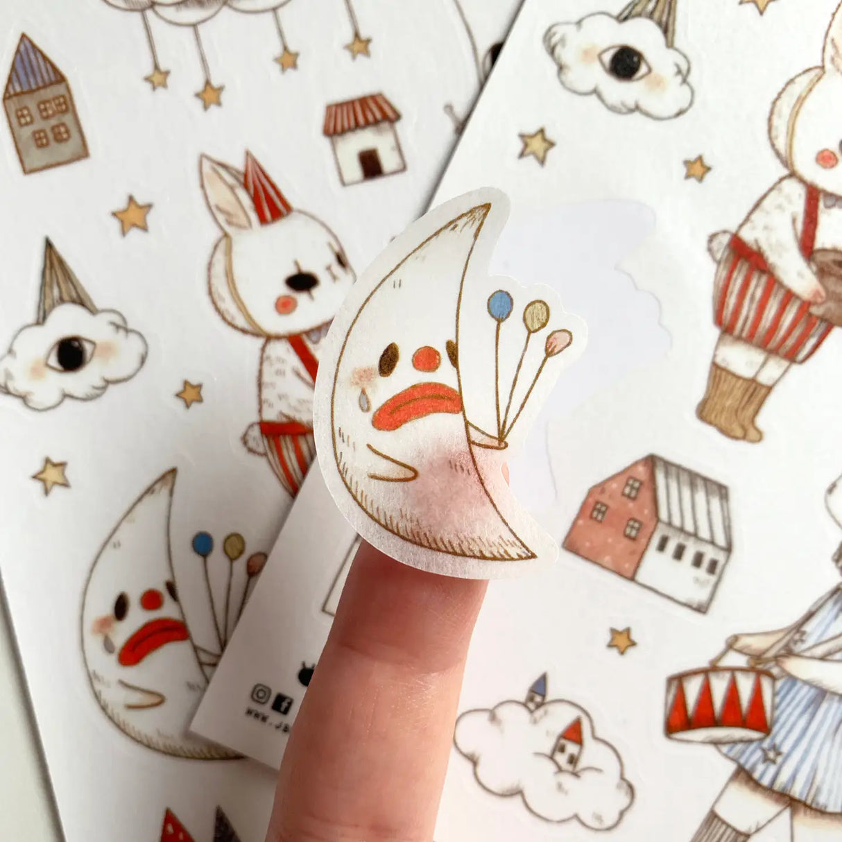 This whimsical themed washi sticker sheet was illustrated by jb0xtchi (Jessica Ng). jb0xtchi creates stationary and small trinkets from whimsical ideas in the form of painting using ink, watercolour, and gouache.
Washi Material Sticker Sheet
Height: 170mm x Width: 90mm
Includes 1 sticker sheet