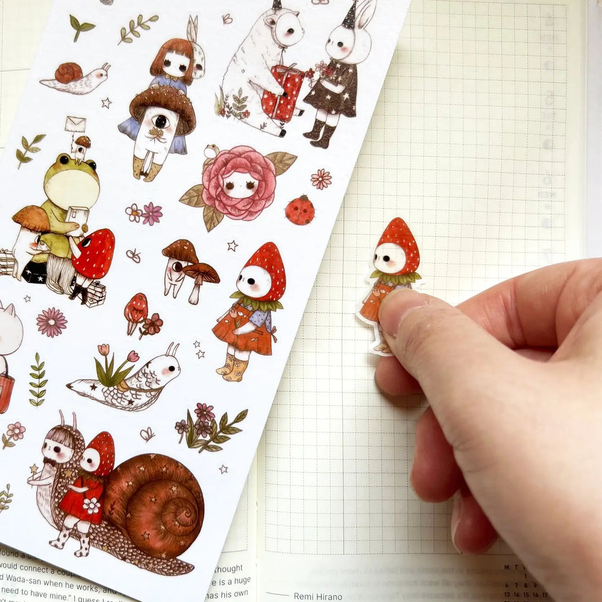 This whimsical themed washi sticker sheet was illustrated by jb0xtchi (Jessica Ng). jb0xtchi creates stationary and small trinkets from whimsical ideas in the form of painting using ink, watercolour, and gouache.
Washi Material Sticker Sheet
Height: 170mm x Width: 90mm
Includes 1 sticker sheet