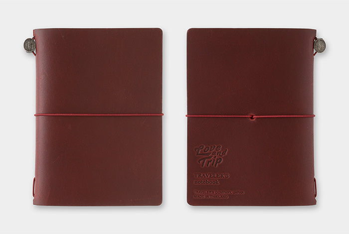 TRAVELER’S notebook LOVE AND TRIP Red (Passport Size)