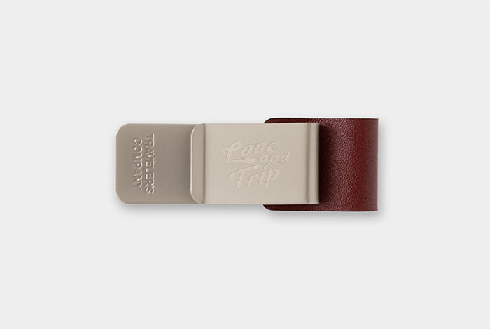 TRAVELER’S COMPANY Pen Holder LOVE AND TRIP