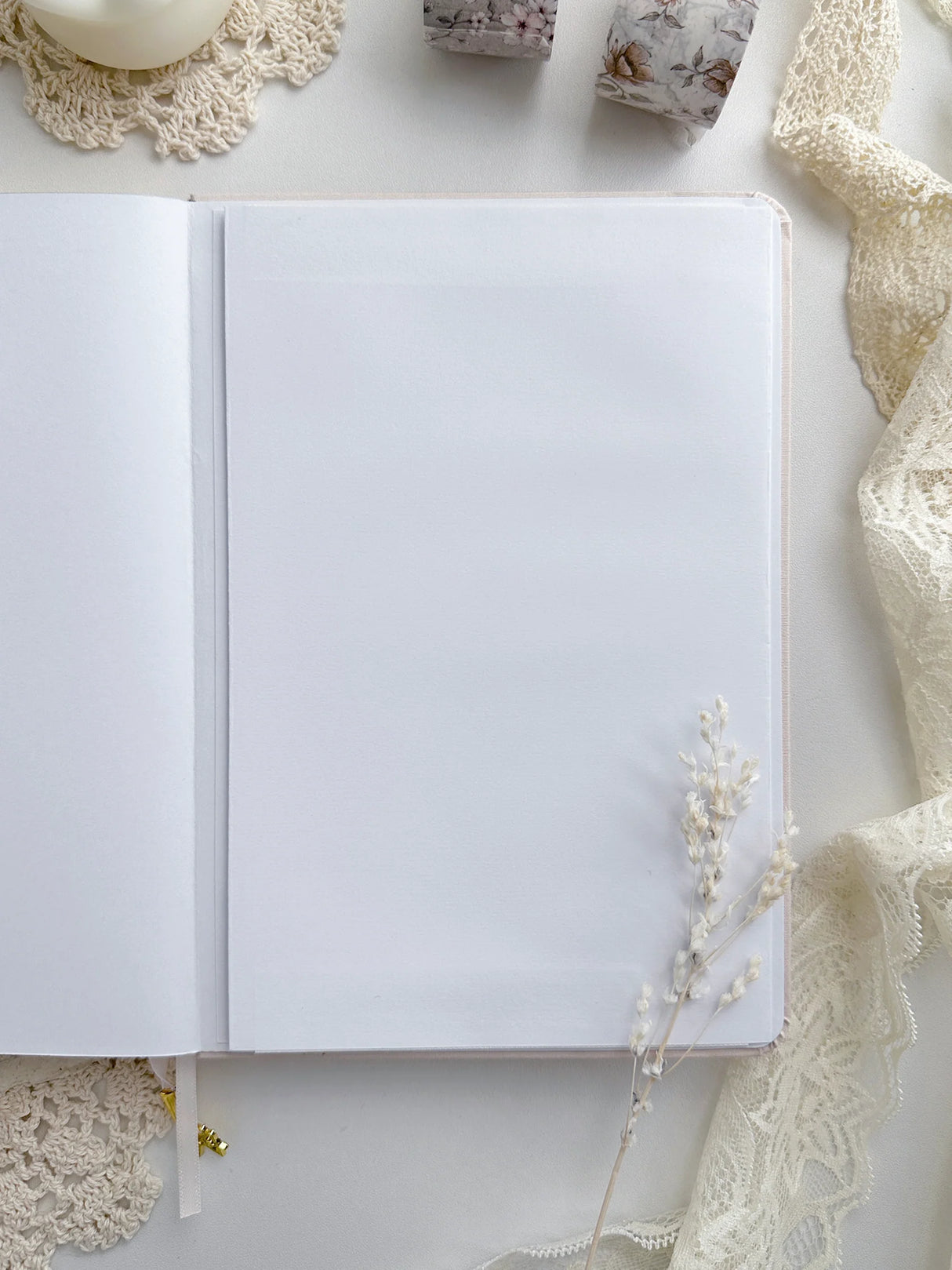 Tulip Notebook A5 (dotted)