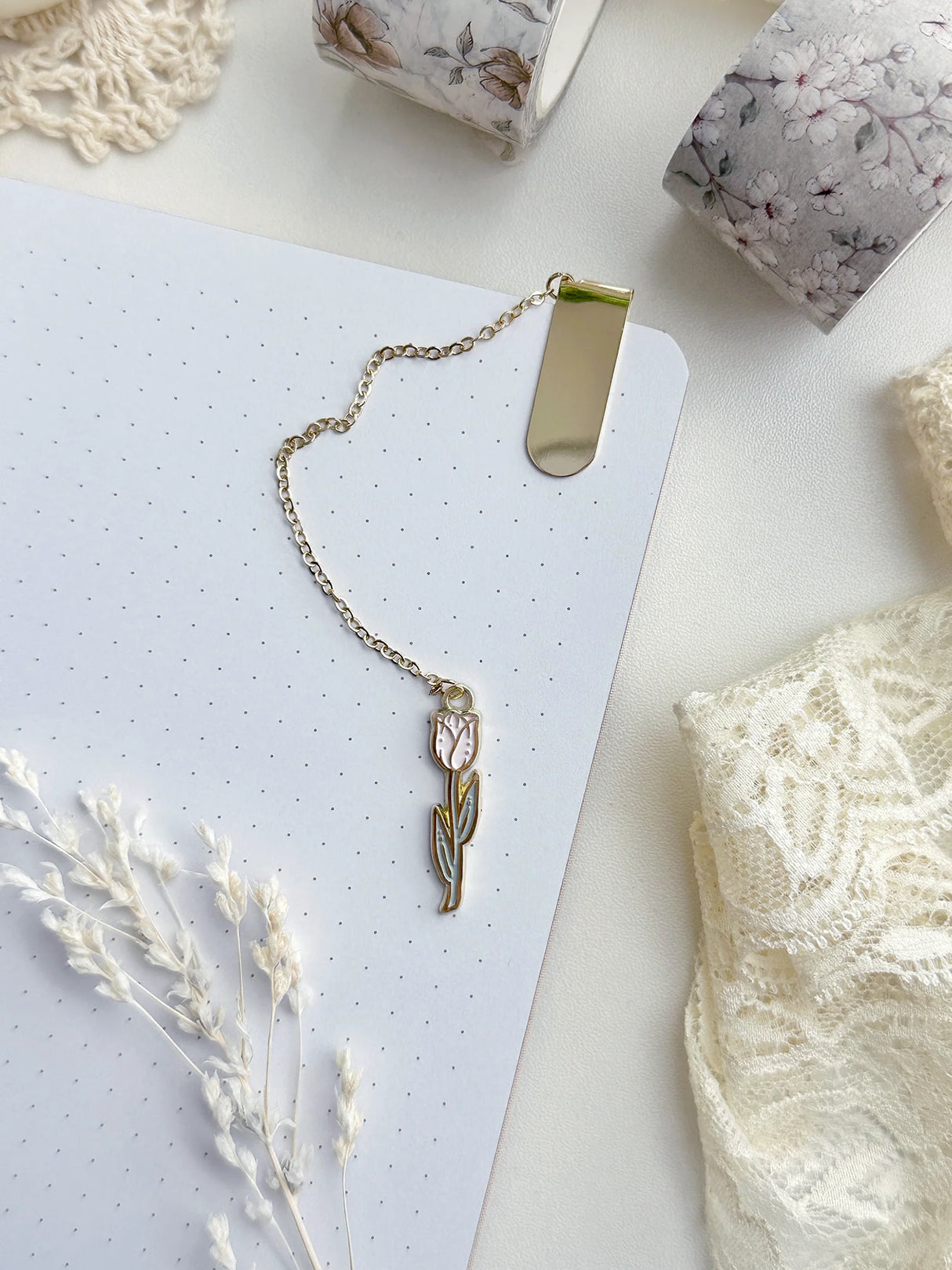 Tulip Notebook A5 (dotted)