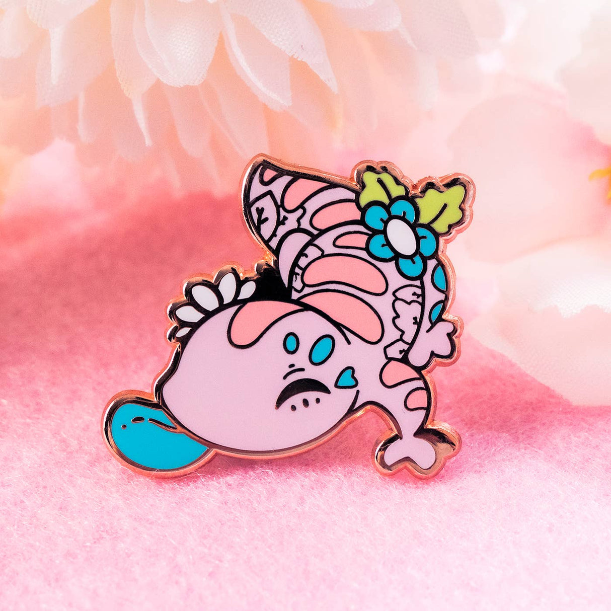 Blue-Tongued Skink Enamel Pin