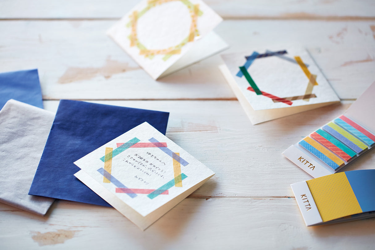 The set comes in a case that folds in half to the size of a business card, making it fit perfectly into a cover pocket.