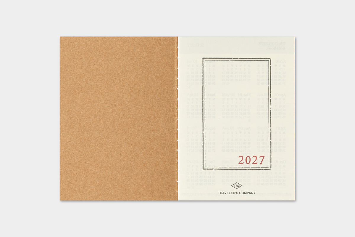 TRAVELER'S notebook 2027 Monthly Diary (Passport Size)

Welcome the upcoming year in high spirits with TRAVELER'S notebook 2027 Diary lineup where each notebook becomes unique by adding your personal flare!