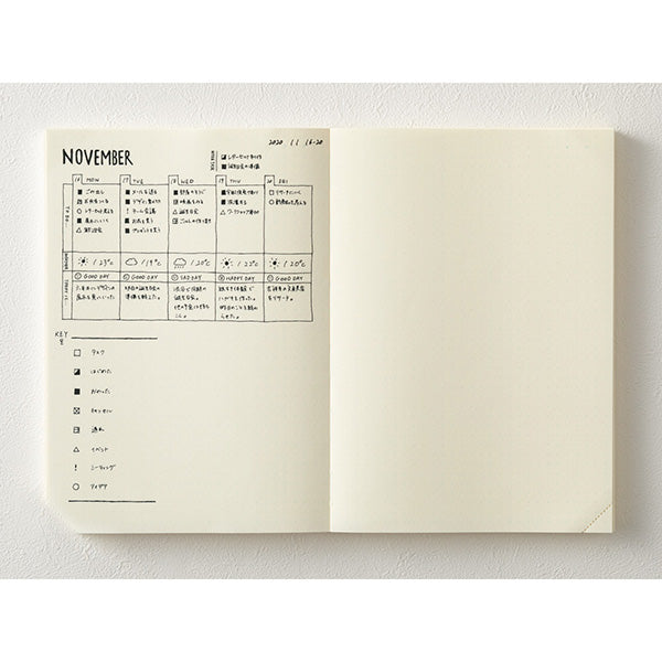 Midori MD Notebook Journal Codex 1 Day 1 Page A5 - Dot Grid
