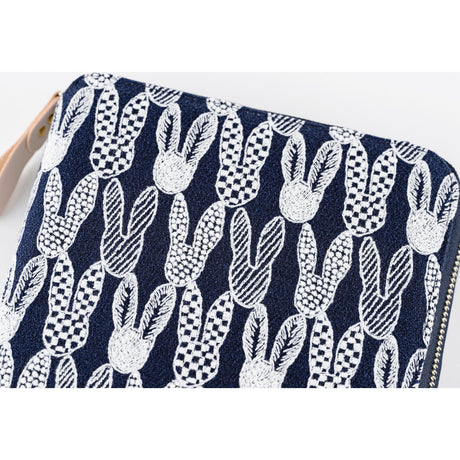 Hobonichi 2025 A5 Funda minä perhonen pomppia (azul marino)