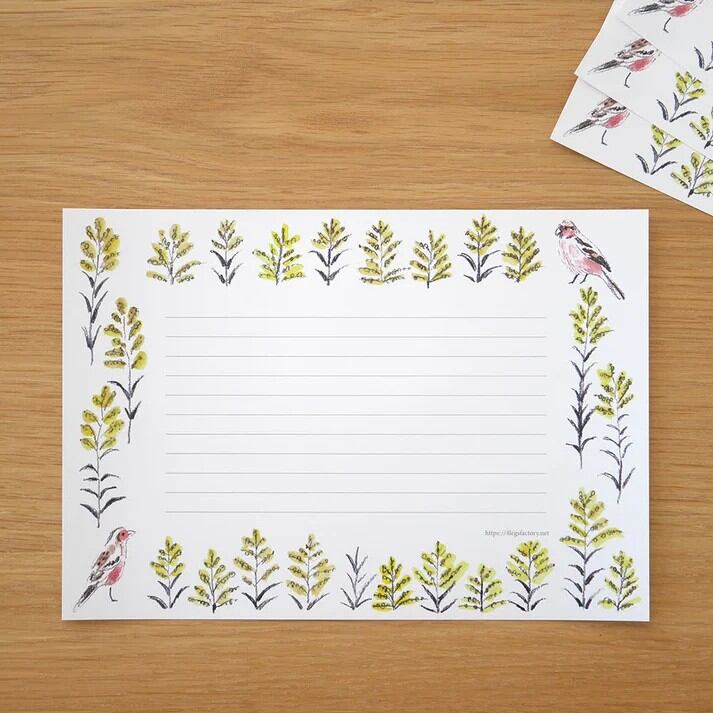 Featuring charming watercolor of various birds from Japanese illustrator 4legs

It is a convenient size that is not too big or too small.&nbsp;You can use it&nbsp;as a communication tool for small thank you and announcements.&nbsp;It is a great gift for people who like paper.&nbsp;The gorgeous and gentle designs&nbsp;will make you feel warm and fuzzy.&nbsp;

Contents: 40 sheets (10 types x 4 sheets each)
Size: A5 size (148mm×210mm)