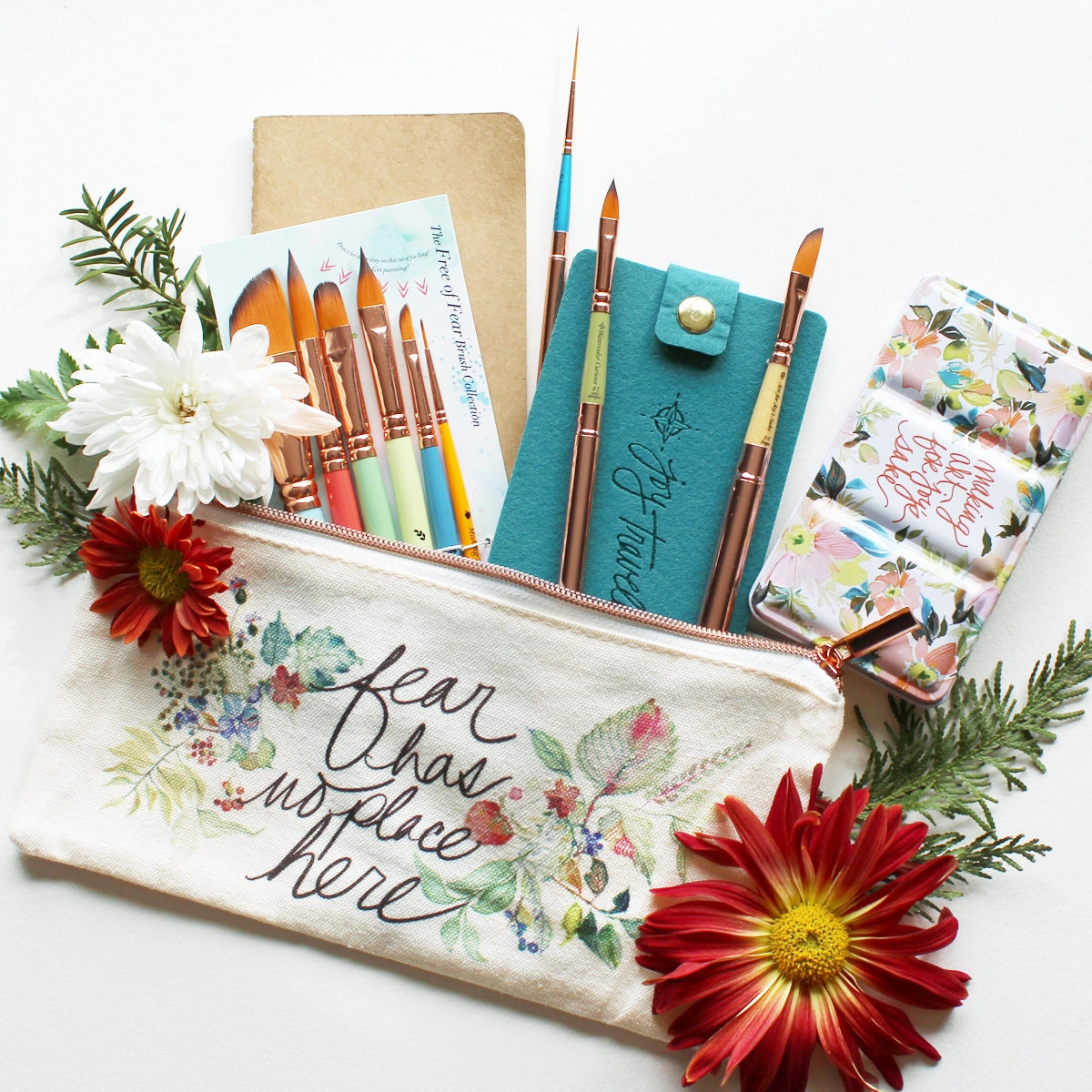 The Joy Traveler Travel Brush Set