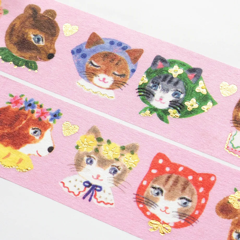 Cozyca Products - Aiko Fukawa Washi Tape - niko niko

Masking tape by illustrator Aiko Fukawa. A cute design with a line of smiling and smiling fashion. Every time I use it, it's so cute that I can't help but smile! Accented with glittering gold foil.

20mm wide x 5m long