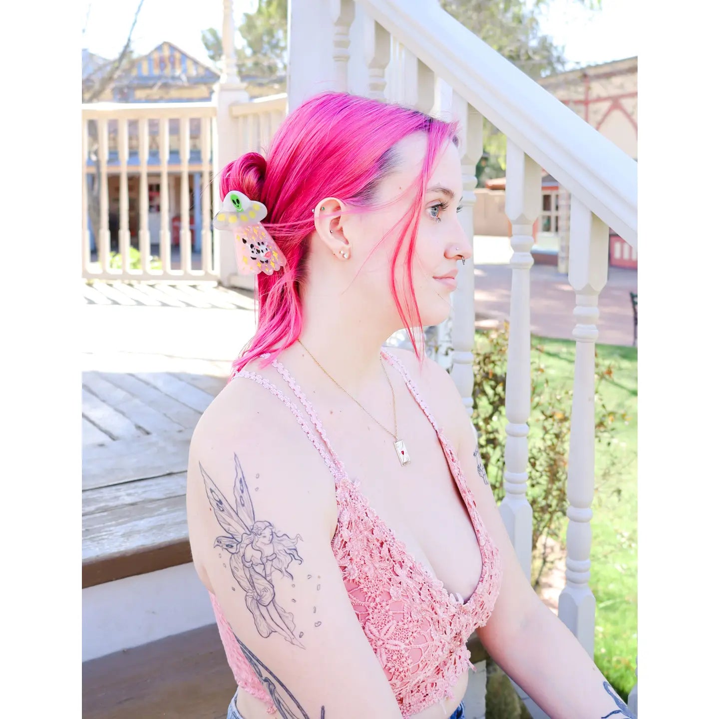 Alien UFO Hair Claw' Hair Accessory by Turtle's Soup.

Includes one (1) hair claw
Claw is roughly 3"
3D, engraved, printed, and painted details
High quality acetate material, stronger than standard hair clips
Themed packaging