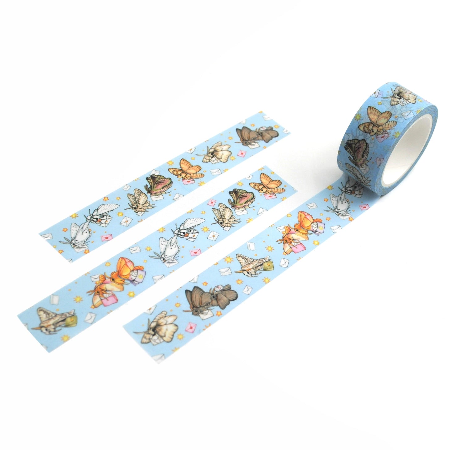 A special delivery from some adorable mail moths!

This washi tape roll measures 20mm x 10m.