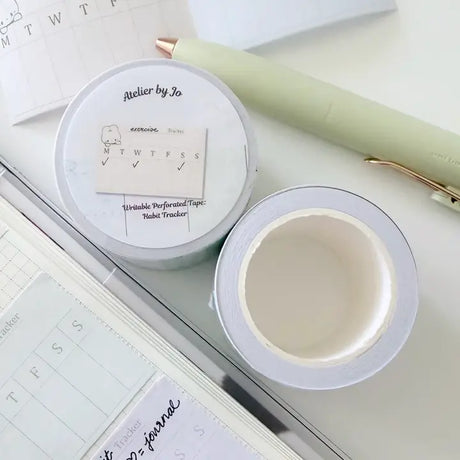 Stay organized with this minimalist Weekly Tracker Memo Tape designed for planners, journaling, and everyday productivity. Featuring a clean and functional weekly layout, this perforated memo tape is perfect for Hobonichi Weeks, planners, bullet journals, and notebooks.

The simple design makes it easy to match with any planner aesthetic while helping you keep track of tasks, habits, schedules, and weekly goals with ease.

˚ʚ♡ɞ˚ Product Specifications:
☆ Size: 40mm x 5m
☆ Perforated for easy tearing
☆ Weekl
