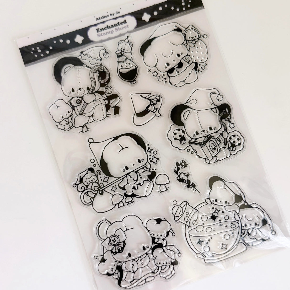 Introducing stamps that are easy to remove, clean, and store! Perfect for adding a finishing touch to your journal without adding bulk. Recommended to use in parallel with acrylic stamp blocks.