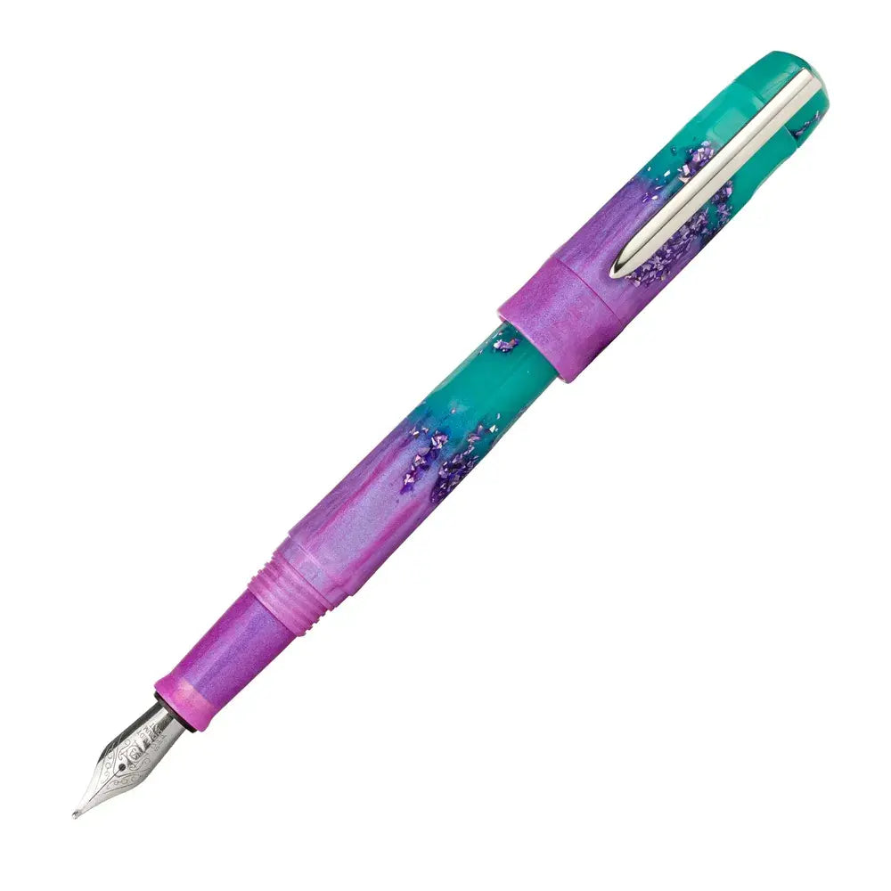 BENU Talisman Fountain Pen - Mandrake

With a long history of use in religious and occult practices, the mandrake plant is particularly noted for its potent roots, which somewhat resemble the human body. There are tales of this plant that date as far back as the bible, in which the scripture links the mandrake with sexuality and fertility. Other legendary stories suggest that the plant has magical, and sometime menacing, powers.&nbsp;

This pen glows beautifully in a dark and semi-dark with a green color af