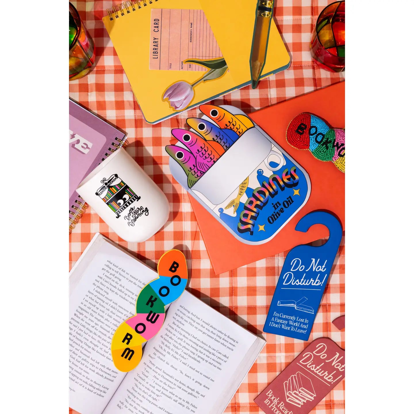 Something’s fishy about these sardines — wait a second! They’re actually a set of four bookmarks. Use them to mark your favorite pages or sneak them into your friends’ books.

The details-
Set of 4