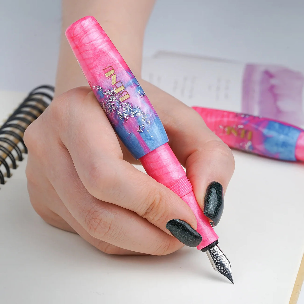 BENU Pixie Fountain Pen - Stardust Pink