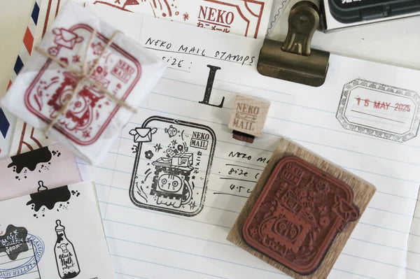 Size: approximately 4.5cm x 4.5cm

The stamps are made of industrial high grade red rubber with the finest details.As all stamps are assembled, cut, sanded by hand, size and shape may vary slightly. Wood material will differ depending on what the forest elves bring!

Stamps might be slightly stained because of quality tests during the process, but it will not affect your stamping color.&nbsp;