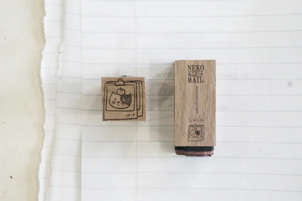 Size: approximately 2cm x 2cm


The stamps are made of industrial high grade red rubber with the finest details. As all stamps are assembled, cut, sanded by hand, size and shape may vary slightly. Wood material will differ depending on what the forest elves bring!

Stamps might be slightly stained because of quality tests during the process, but it will not affect your stamping color.&nbsp;